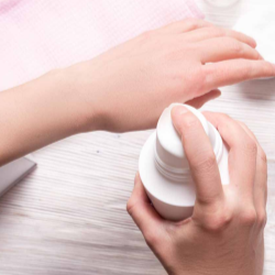 Pharma-Savvy Skincare Pumps: Riekes Airless Dispensers for Special Formulations